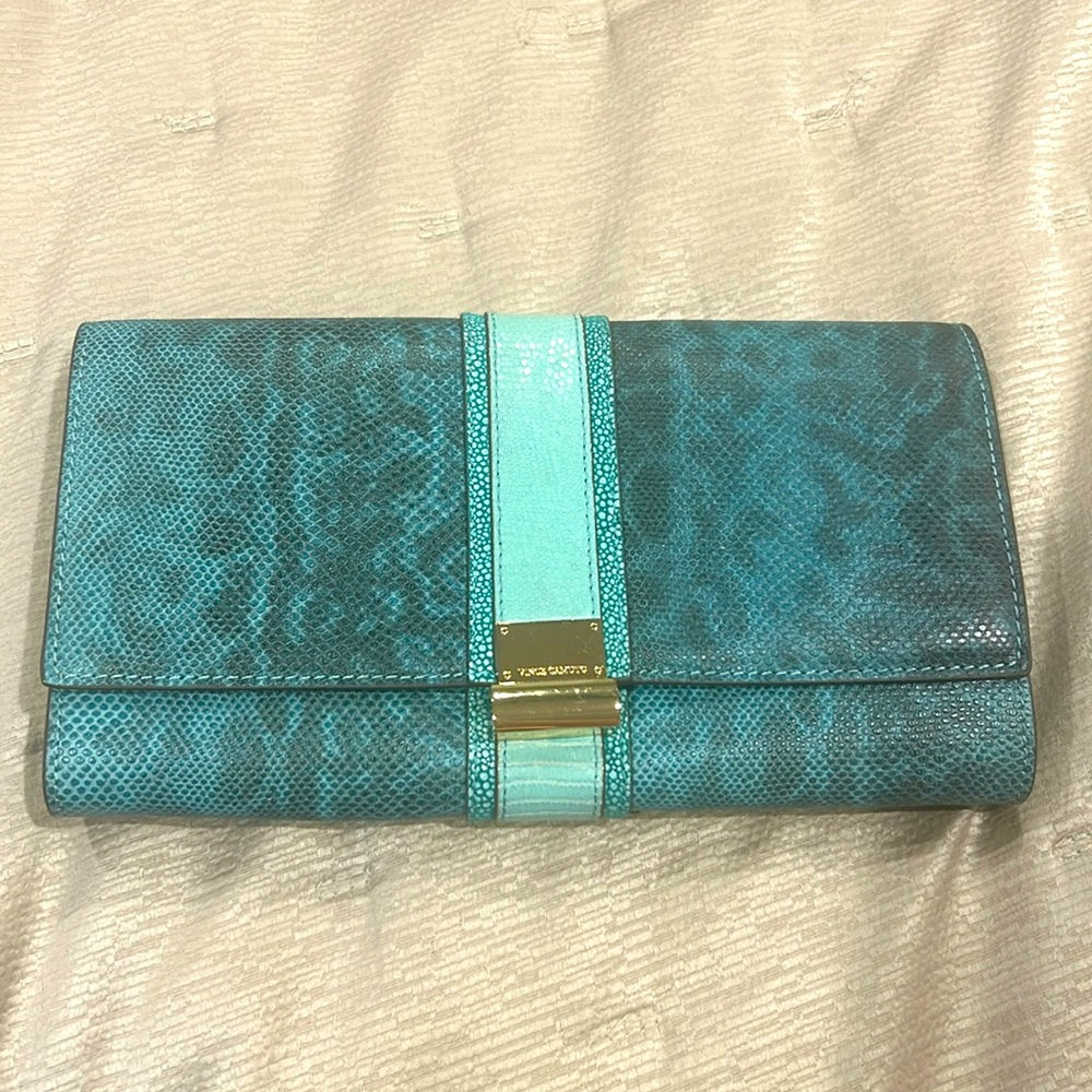 Vince Cumato clutch